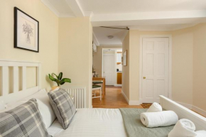 Cosy Dean Village Studio
